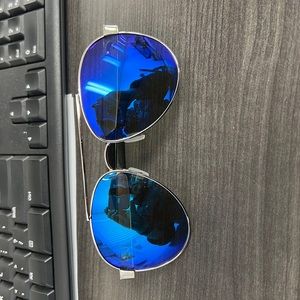 Loreto Costa del Mar sunglasses